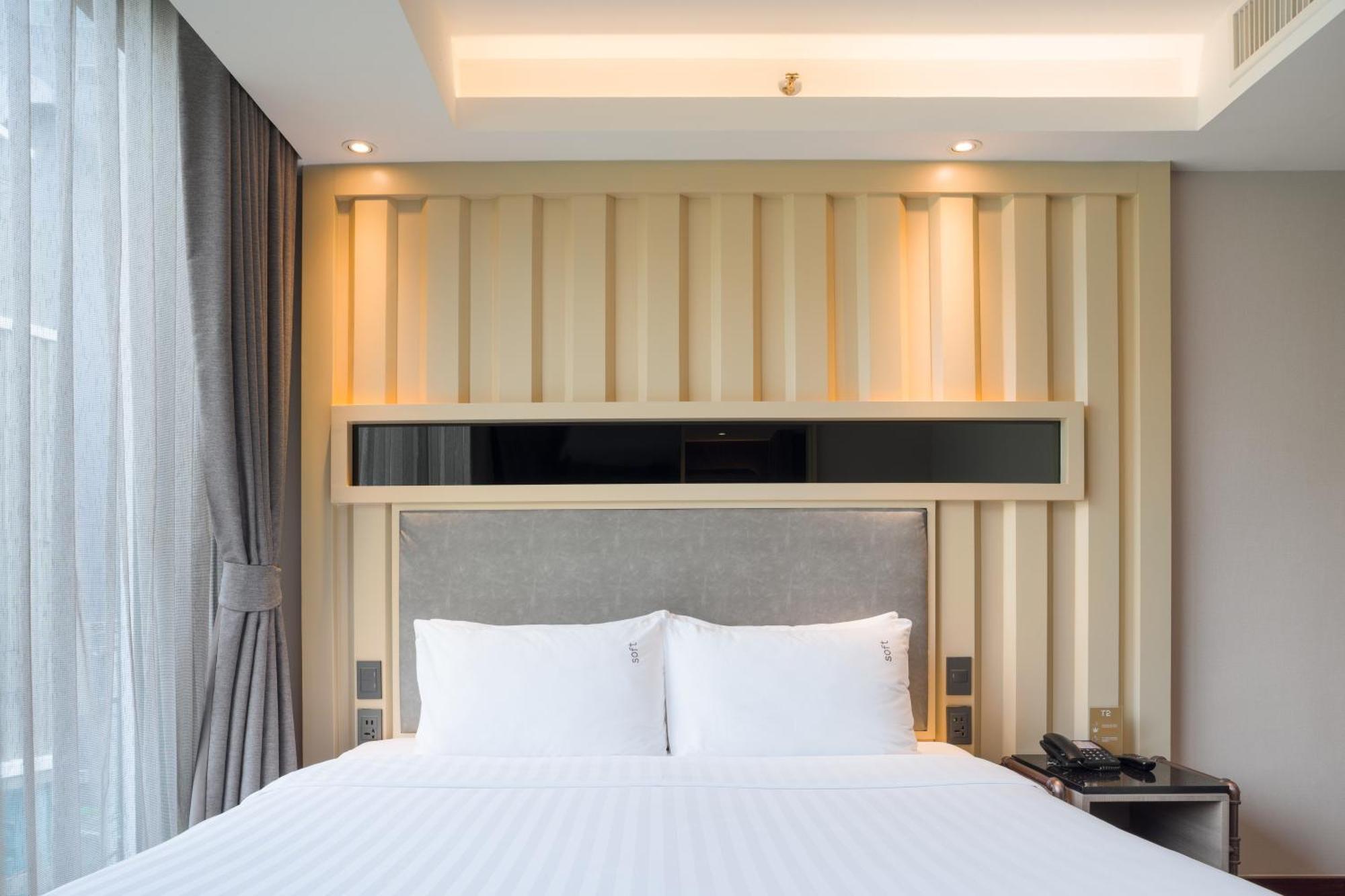 T2 The Portal Sukhumvit Hotel Bangkok Exterior photo